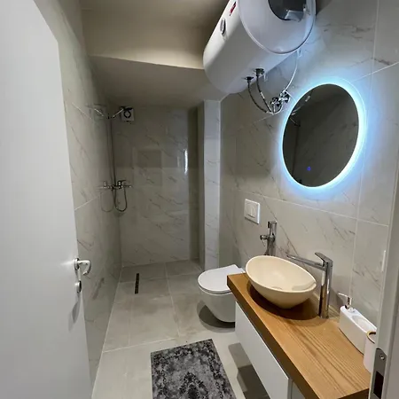 Apartment Modern Deluxe Diar Durres