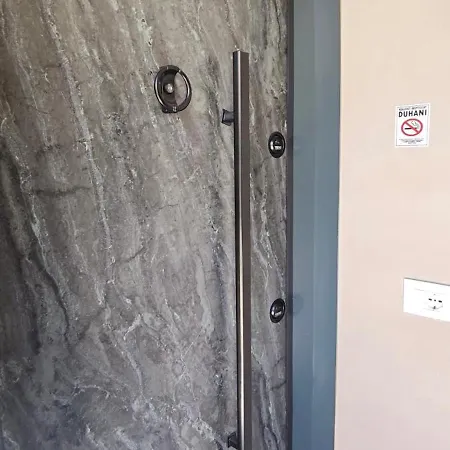 Modern Deluxe Diar Apartman *
